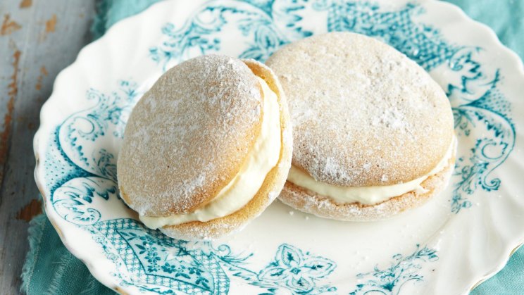 Powder puffs