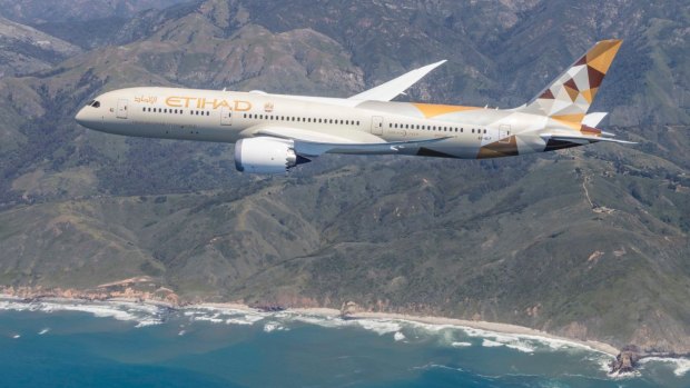 Airline review Etihad Dreamliner business class Abu Dhabi to Zurich
