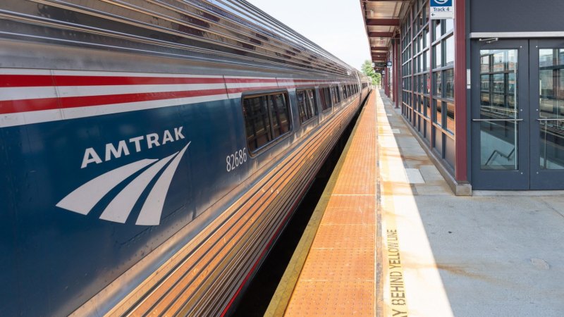 Amtrak shop lost luggage