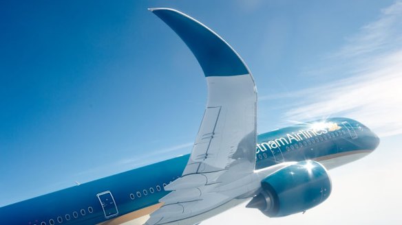 Vietnam Airlines receives its first Airbus A350 XWB jet