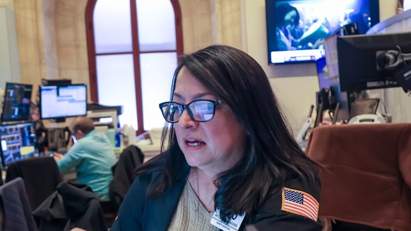 ASX set to rise on RBA day as falling oil prices boost Wall Street