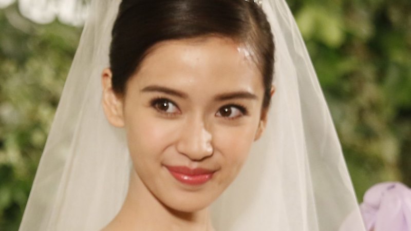 Angelababy online plastic surgery