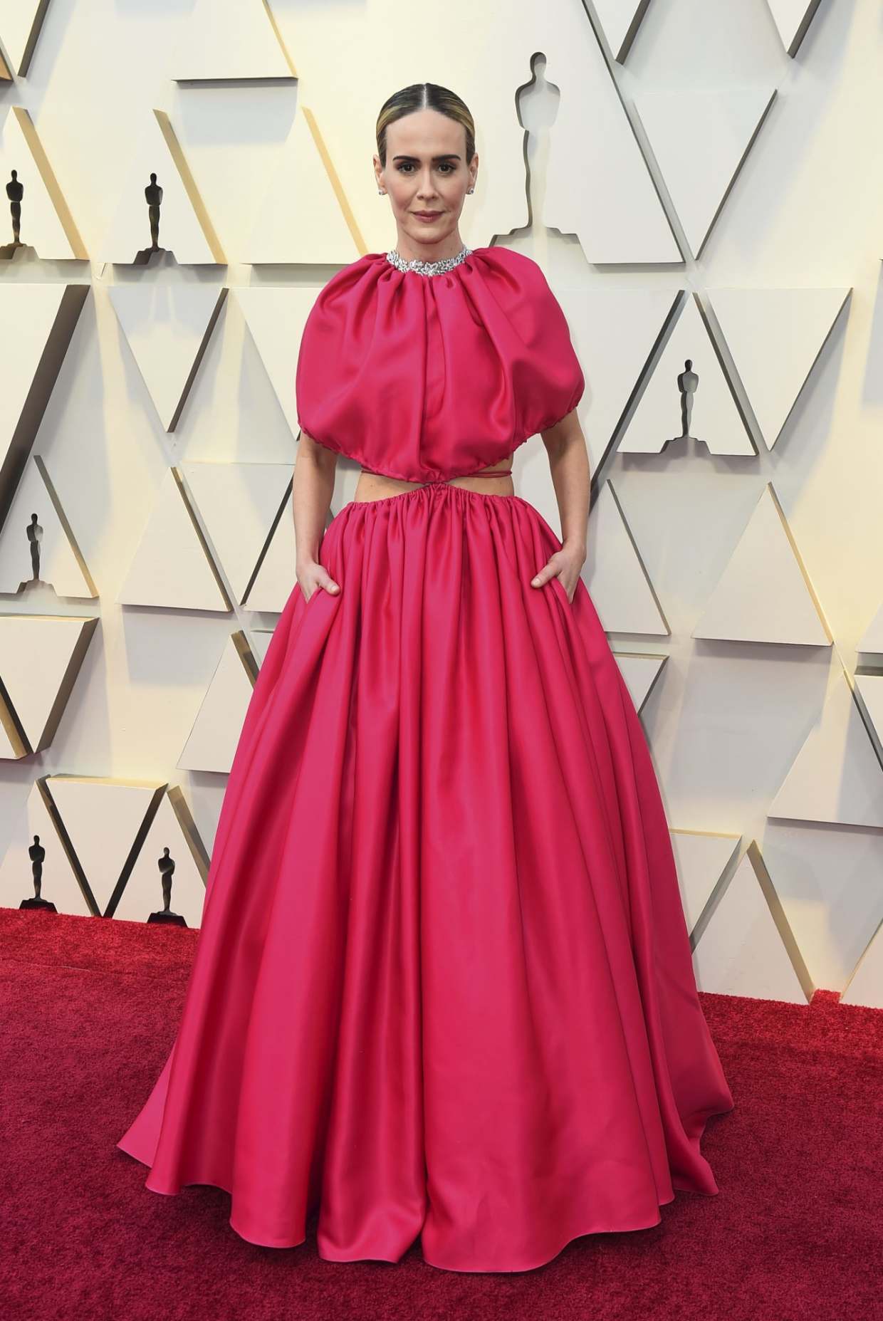 Oscars 2019 red carpet gallery Helen Mirren s pink dress deserves an award