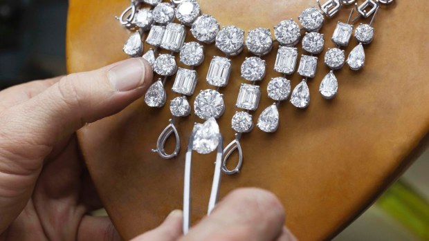 Laurence graff jewelry store
