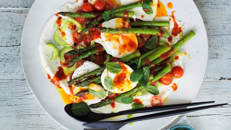 Neil Perry's pan-fried asparagus with poached eggs, yoghurt and sriracha