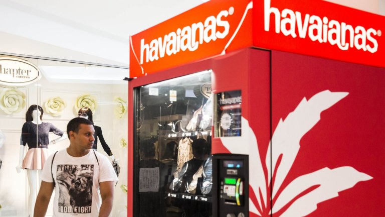 havaiana vending machine