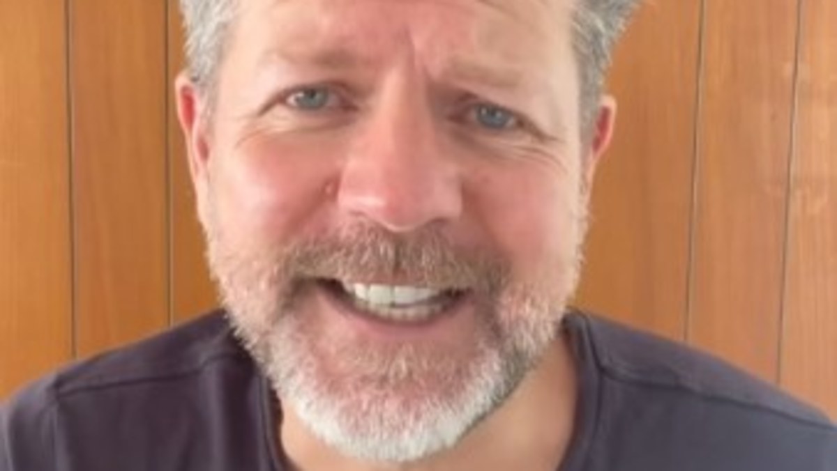 Tim 'Rosso' Ross dismisses feud rumours with Merrick Watts | Nine.com.au