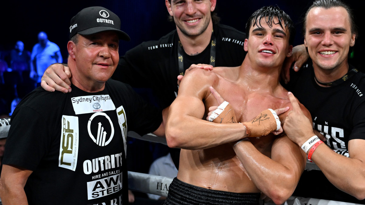 'Makes it tough': Why boxing icon walked away from protege