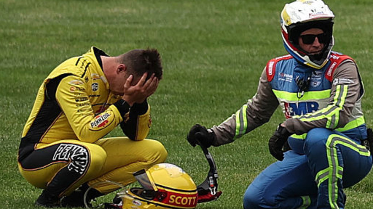 Indy 500 news 2025 | Scott McLaughlin crash video, New Zealander in tears, warmup disaster