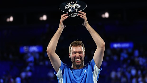 Amateur Jordan Smith Stuns Sinner, Wins Australian Open 1 Point Slam | Quick Digest