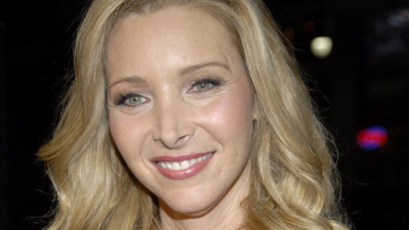 lisa kudrow without makeup