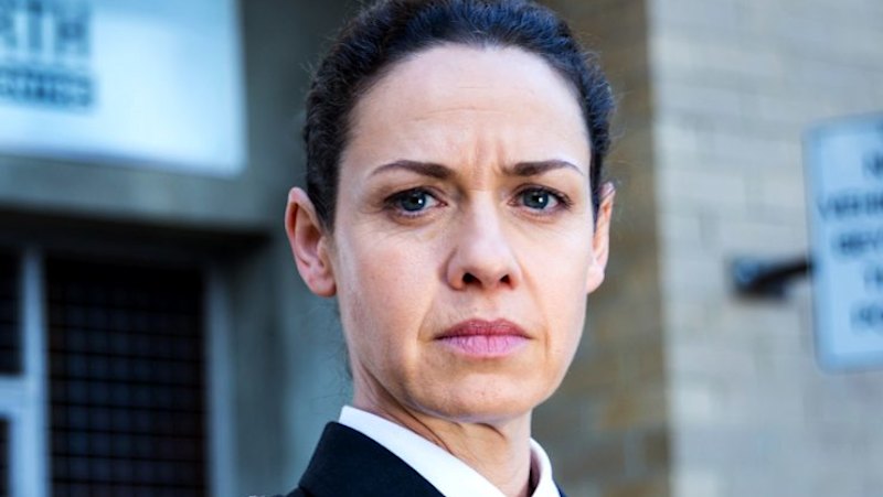 vera-vinegar-tits-bennett-is-the-governor-in-the-new-season-of-wentworth