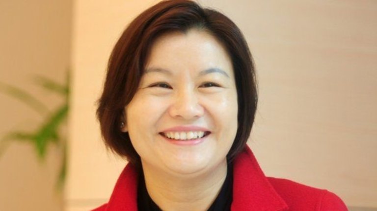 How Zhou Qunfei Became The World S Richest Self Made Woman