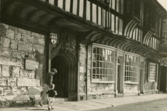 Jean and Jennifer in York in 1959. 