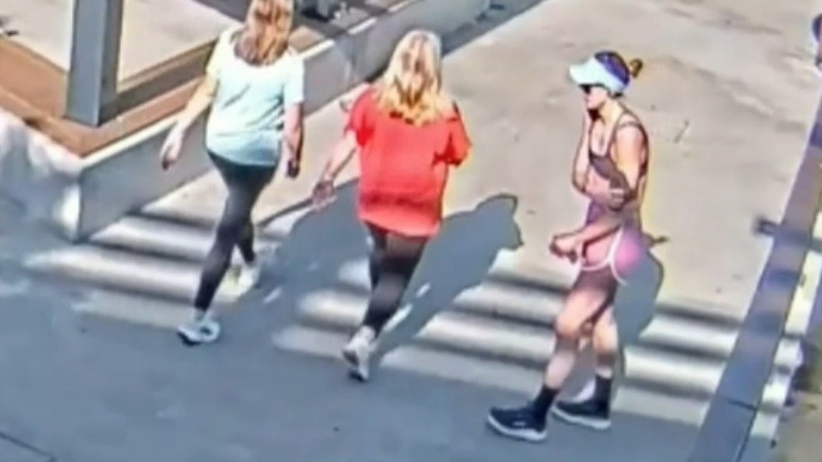 Kayley’s heart stopped beating for several minutes. Several strangers ...