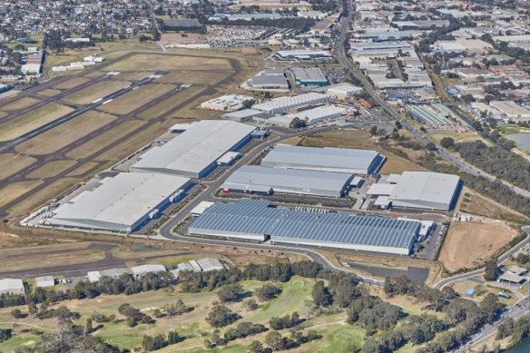 Austrans, a national logistics and transportation operator, has leased the last remaining speculative warehouse at Bankstown Airport.
