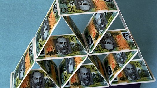 Contractors cost double compared to public servants: ABS