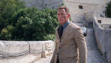 “The more you load the film with interesting characters, the more interesting the film is”: Daniel Craig in No Time to Die. 