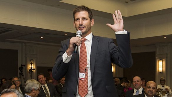 Former Test paceman Michael Kasprowicz has quit the Cricket Australia board.