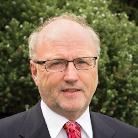 Telecommunications expert Paul Budde.