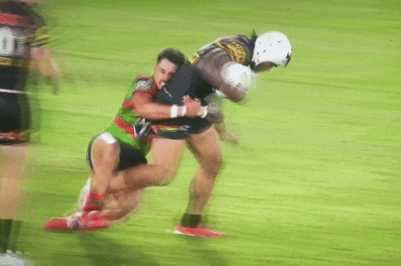 Brian To’o pulled his hamstring in this tackle, then played on for six minutes, and had another six hit-ups.