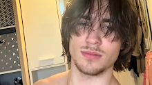 “Stopped washing my hair ... now I unironically get more compliments on how it smells and looks (from women),” TikTok creator @nikodemkosowski told his followers.