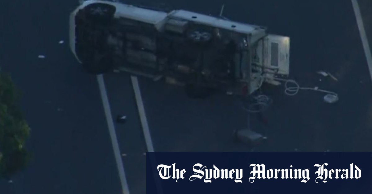 Sydney traffic: Menai crash after police chase result leaves man dead - Vimarsana News