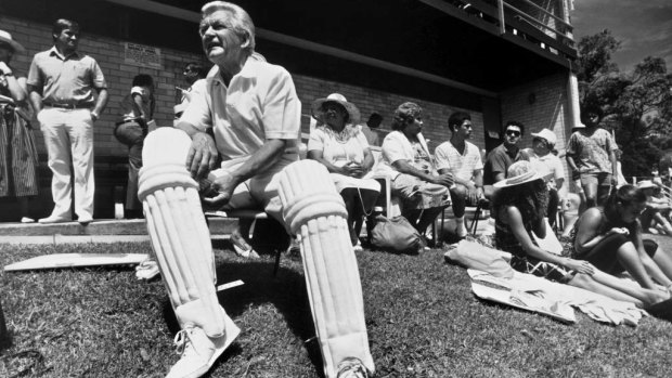 Bob Hawke waits to go to bat during the Prime Ministers Eleven versus the Aboriginal Eleven match at Manly Oval on 13 January 1988.