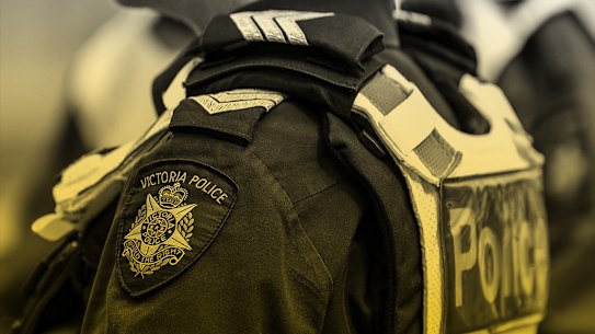 Victoria Police is too slow to respond to FOI requests, the information commissioner has said in a new report.