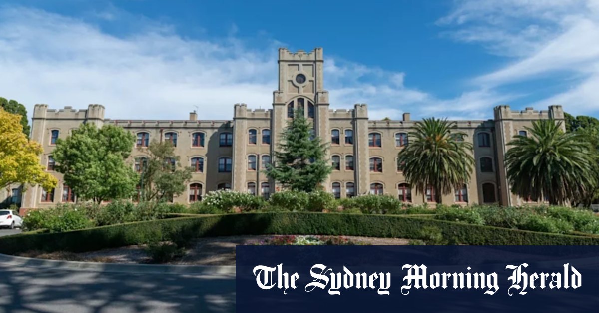 students access dark web to share hacked documents