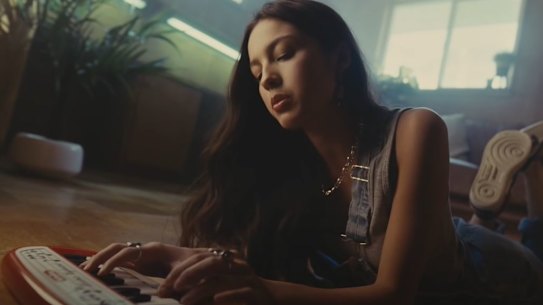 Olivia Rodrigo's Drivers License has broken Spotify records.