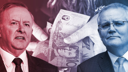 Australians back minimum wage rise as Morrison’s lead on economy softens