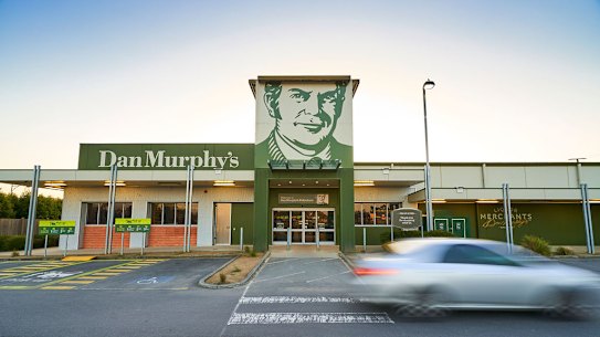 Dan Murphy’s operator Endeavour Group has been at war with its largest shareholder, Bruce Mathieson senior, for the past month. 