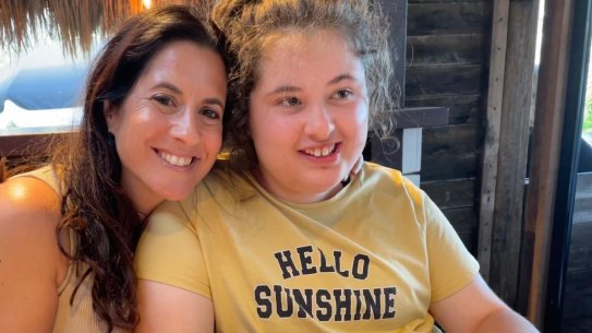Keren Zelwer with her daughter Alona, 16.