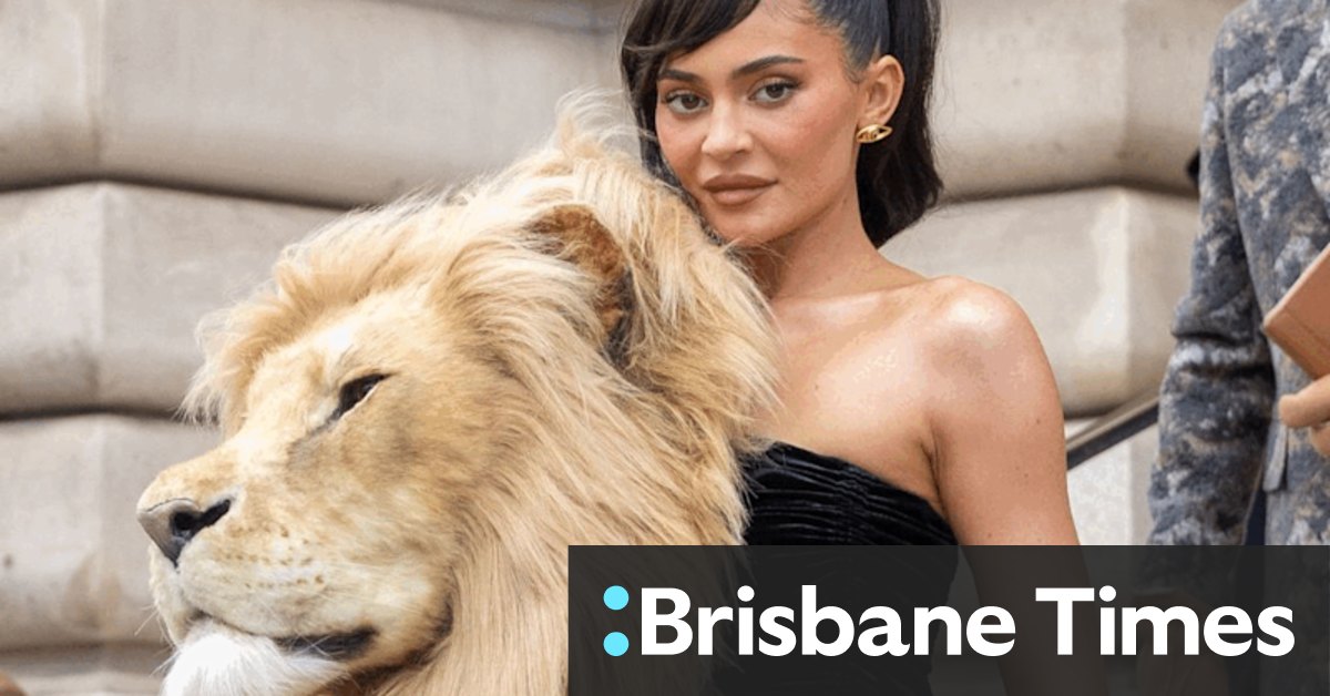 NGV Triennial: What on earth is she wearing? How weird fashion ends up in your wardrobe - Vimarsana News