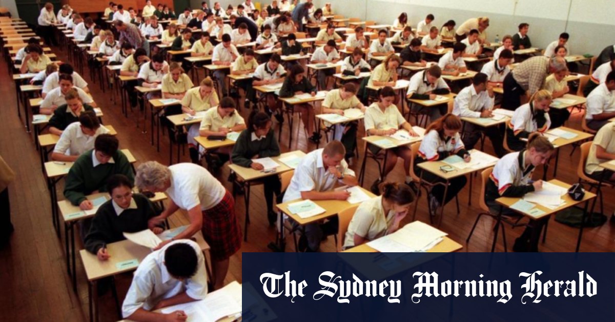 Practice questions are key to high study scores, research shows