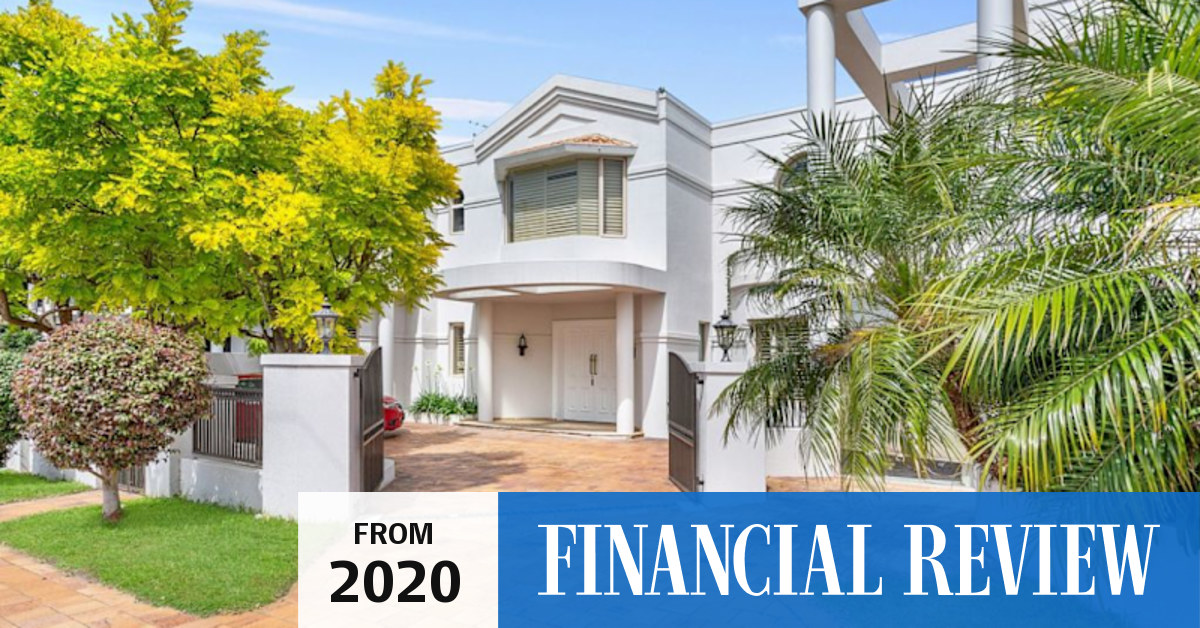 Rag trader Ling Zijian sells Balmoral Beach house for $17.8 million