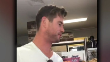 Chris Hemsworth reports for canteen duty with wife Elsa Pataky.
