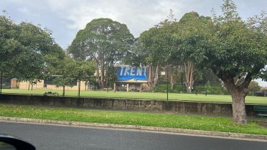 Hard to miss it: The banner on Joe Hockey’s property for Trent Zimmerman from afar.
