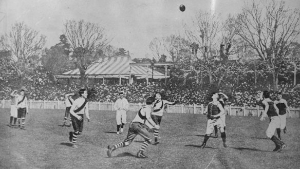 Early days of the VFL.