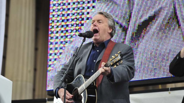 Perennial finals fixture, singer Mike Brady.