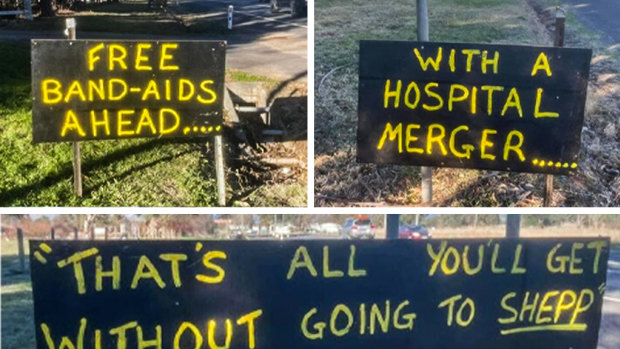 Anti-amalgamation signs near Mansfield.