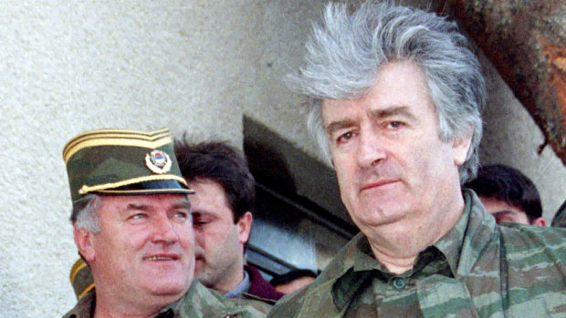 Former Bosnian Serb wartime leader Radovan Karadzic (R) and his general, Ratko Mladic.