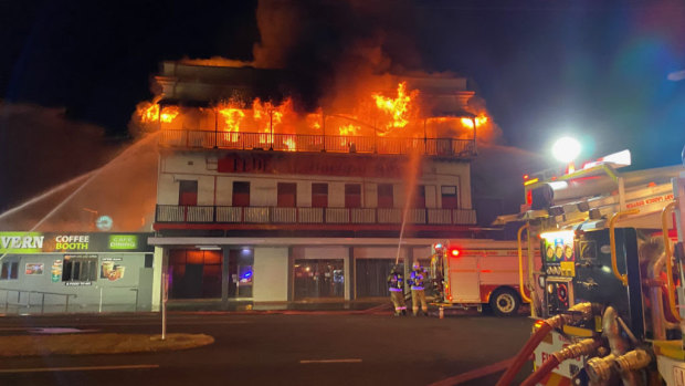 The Federal Backpackers in Bundaberg CBD burns.