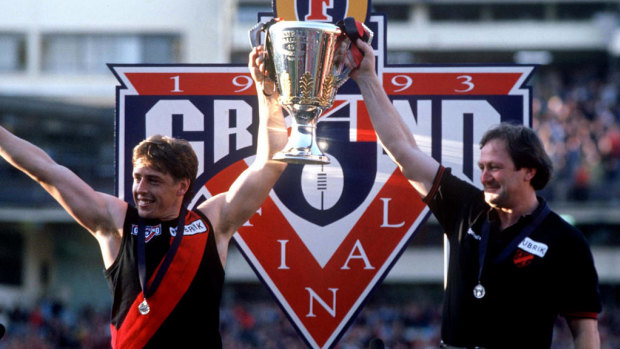 Bomber Thompson and Kevin Sheedy with the 1993 premiership cup.