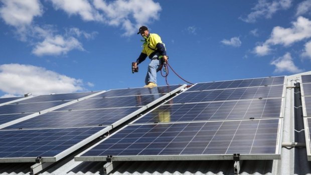The uptake of rooftop solar panels across Australia has dipped due to coronavirus.