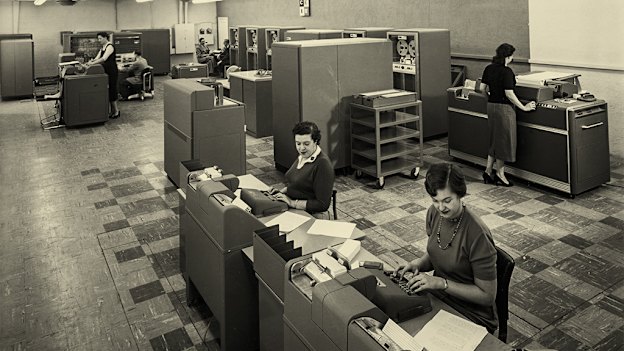 An IBM 704 computer of the kind used to crunch data for John F. Kennedy’s campaign in 1960.