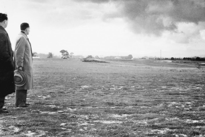 Harold Lasky (left) and Syd Kaufman in 1952 surveying the site for the Cranbourne Golf Club.