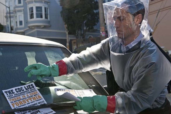 Jude Law in the 2011 film Contagion.