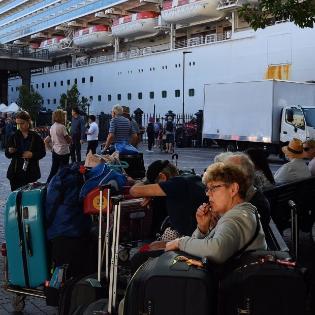 Passengers disembark unchecked from the Ruby Princess cruise ship on March 19 at Sydney’s Circular Quay.